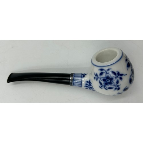 1171 - Five pipes to include two meerschaum both with amber stems, one with white metal mounts in fitted ca... 