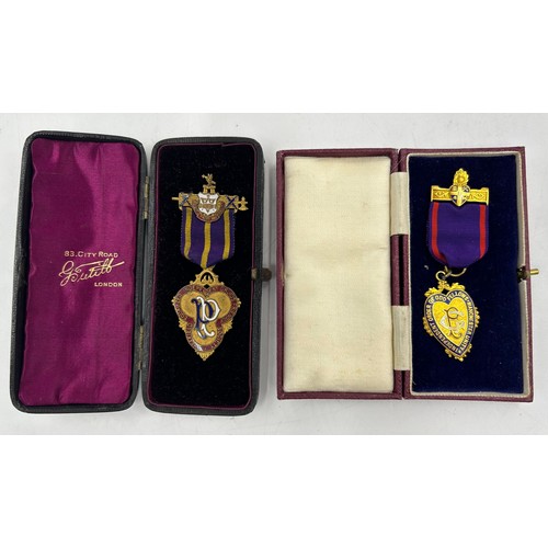 1170 - A 9ct gold Independent Order of Oddfellows Manchester Unity jewel, engraved to reverse 'Lodge No.293... 