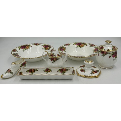 389 - Royal Albert Old Country Roses first quality to include, 6x cups and saucers, 6x cake plates, candle... 