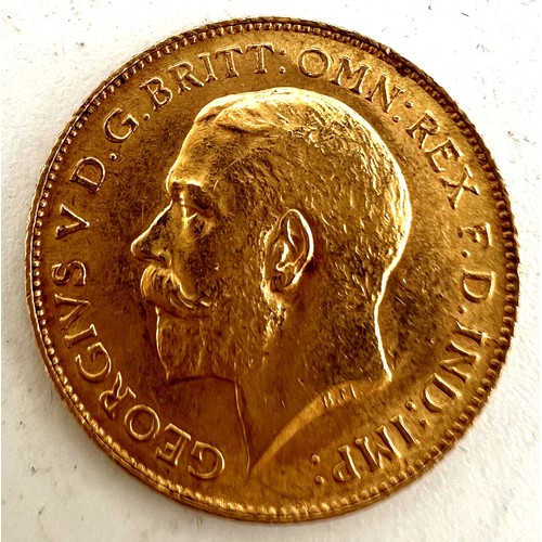 727 - A George V 1911 half sovereign.