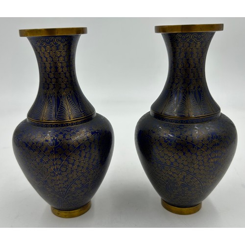 934 - A pair of 19thC Chinese cloisonné vases with blue and gold pattern 16cm. (2).