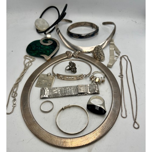 564 - A quantity of mainly .925 silver jewellery to include necklaces, rings, bangle etc.