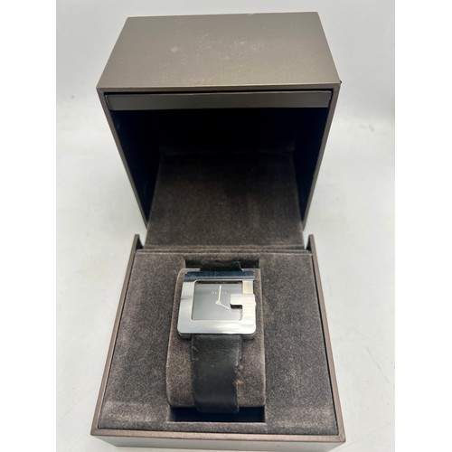 712 - Gucci 3600 stainless steel ladies wristwatch in original box together with Gucci 3900L ladies wristw... 