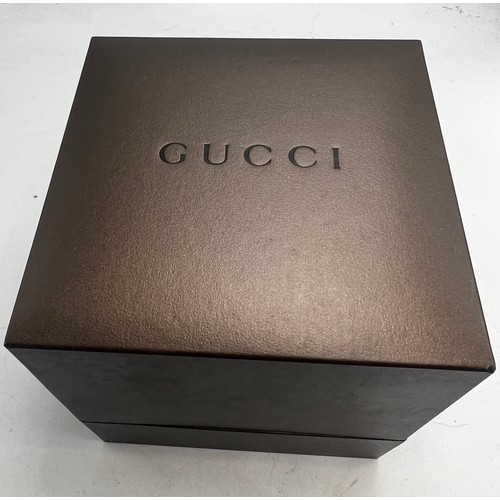 712 - Gucci 3600 stainless steel ladies wristwatch in original box together with Gucci 3900L ladies wristw... 