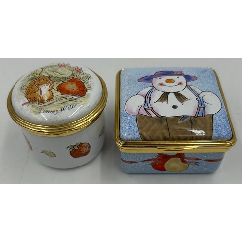 471 - A collection of 5 x Enamel Pill boxes to include 2 x Border Fine Arts 'The Snowman dressed up' A4011... 