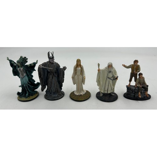 477 - A collection of 48 Eaglemoss NLP Lord of the Rings 2005 die cast figures along with 6 x unrelated fi... 