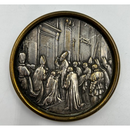 732 - A collection of medallions to include Pope opening holy door Metal Desk Plaque, Bronze Stanislaw Aug... 