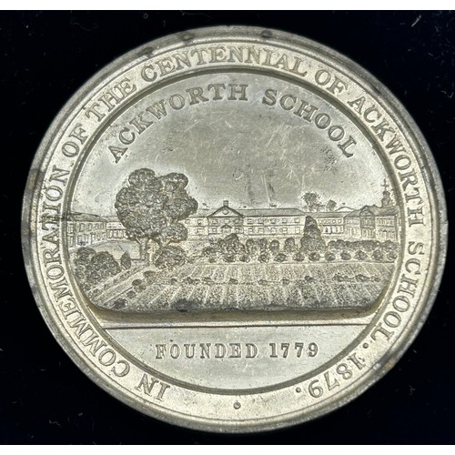 733 - White metal coins to include Crystal Palace Opening MDCCCLIV, Queen Victoria & Prince Albert 1851 In... 