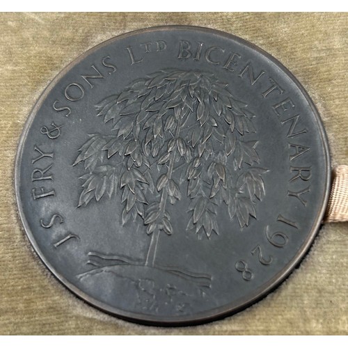 734 - Bronze medallions to include Joseph Fry 1728-1787, Victoria Regina Stampex Throphy Contest Award, M.... 