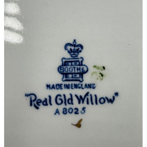 415 - A large collection of blue & white Willow Pattern items to include 6 x Booths 'Real Old Willow' A802... 