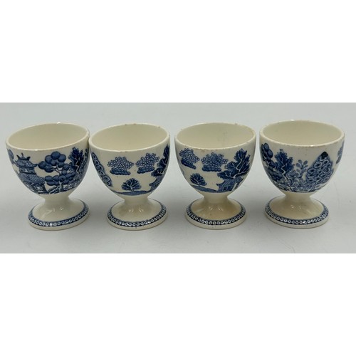 415 - A large collection of blue & white Willow Pattern items to include 6 x Booths 'Real Old Willow' A802... 