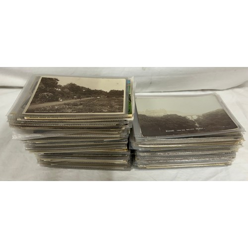 920 - A very large collection of 1000+ Postcards in a suitcase, topographic, real photos, social history, ... 