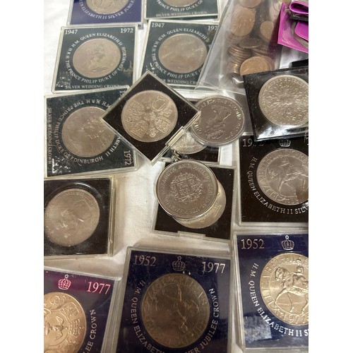 737 - Various coinage of Great Britain to include an Elizabeth II 1953 Coronation cased proof set 10 coins... 