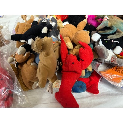 1117 - A large quantity of promotional toys associated with McDonalds Happy Meals (120), TY Beanie Babies (... 