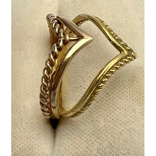 585 - Two wishbone rings, one 18 carat, weight 1.9gm, size P and one 9 carat gold weight 1.5gm, size Q/R.