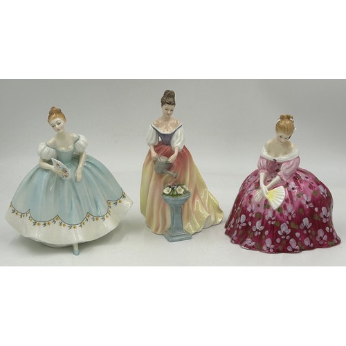 429 - A collection of 19 x Royal Doulton figurines to include Fair Lady HN2193, Diana HN2468, Ninette HN23... 