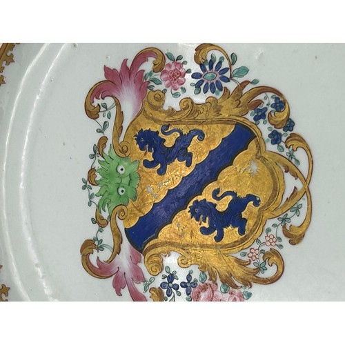 187 - An early 19th century Spode hand-painted stone china armorial plate, c. 1820. 25 cm wide. (1)

Condi... 