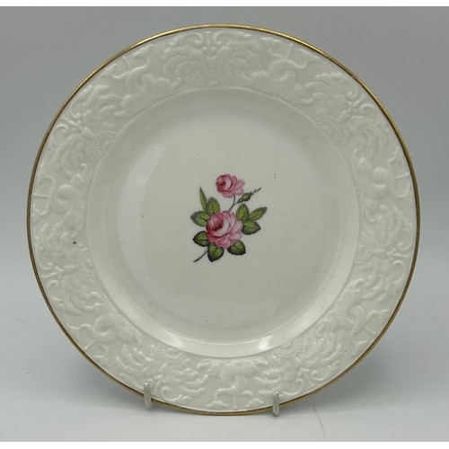 190 - A group of early 19th century moulded Spode hand-painted porcelain floral design plates, c. 1820. 21... 