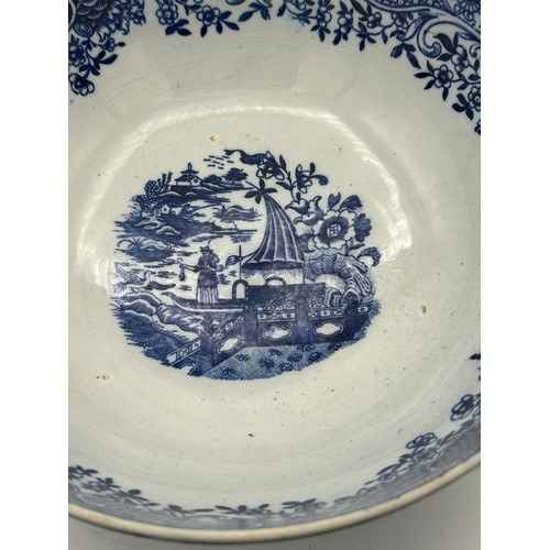 203 - Three early 19th century blue and white transfer printed chinoiserie pattern bowls, c. 1800. Includi... 