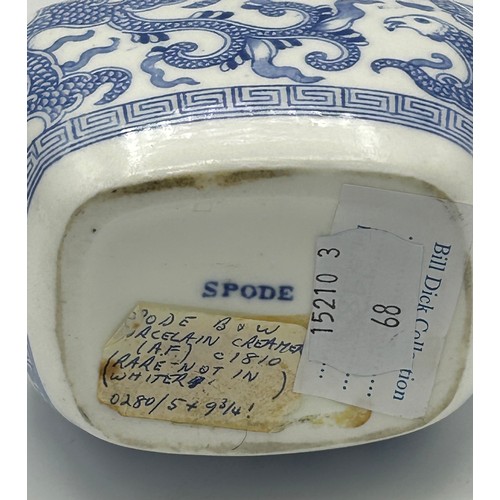 209 - A group of 19th century blue and white transfer printed Spode wares, c. 1820-50. Including a Country... 