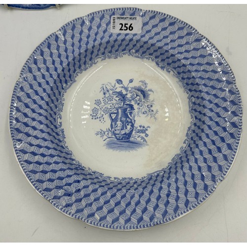 210 - A group of early 19th century blue and white transfer plates, c. 1820-40. Including a Spode Portland... 