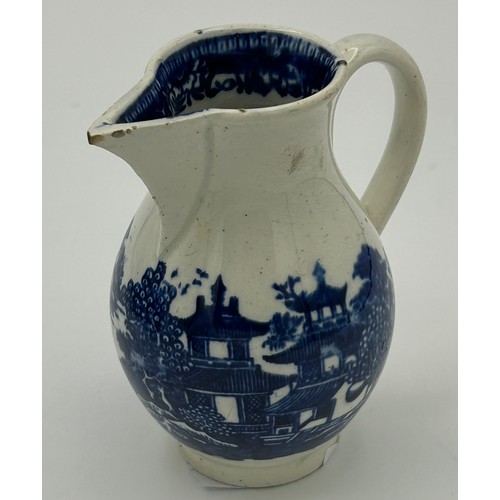 211 - A group of early 19th century blue and white transfer printed jugs, c. 1800-10. Tallest: 12 cm. (5)
... 