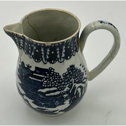 211 - A group of early 19th century blue and white transfer printed jugs, c. 1800-10. Tallest: 12 cm. (5)
... 