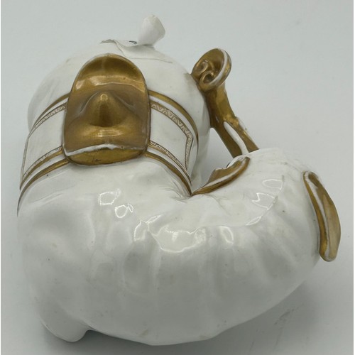 240 - An early 19th century Spode white porcelain model and a stylised elephant, c. 1820. 14 cm long. (1)
... 