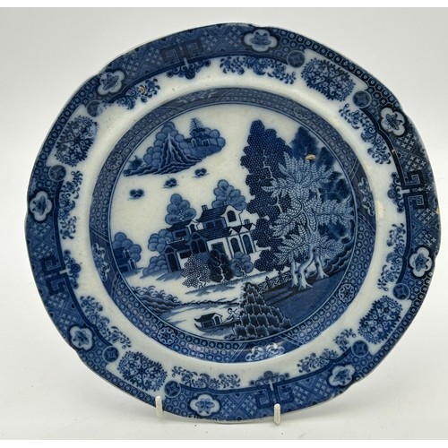 264 - A group of early 19th century blue and white transfer printed mainly Spode plates, c. 1810-20. To in... 