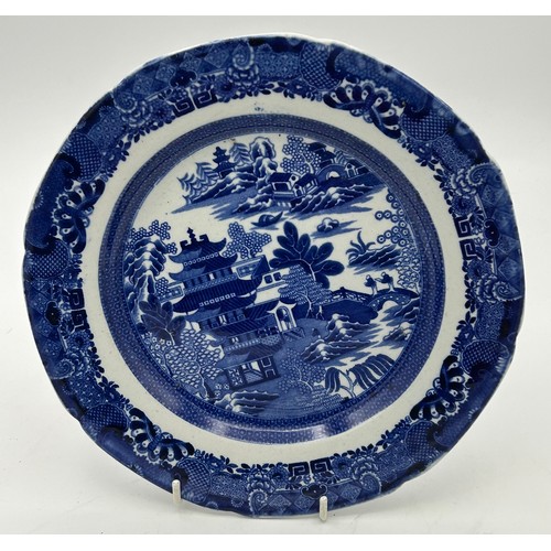 264 - A group of early 19th century blue and white transfer printed mainly Spode plates, c. 1810-20. To in... 