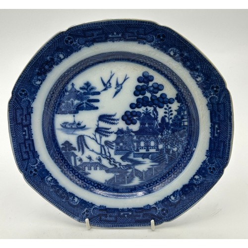 264 - A group of early 19th century blue and white transfer printed mainly Spode plates, c. 1810-20. To in... 