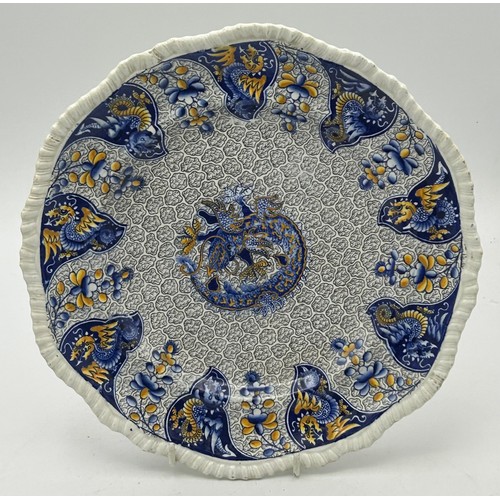 266 - A group of early 19th century blue and white transfer printed Spode plates and soup dishes, c. 1810-... 