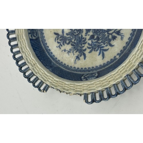 269 - A group of early 19th century blue and white transfer printed  plates, c. 1810-20. To include: Longb... 