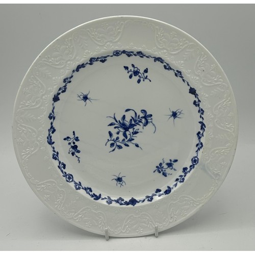 272 - A group of early 19th century blue and white hand-painted Spode porcelain plates and dessert dish, c... 