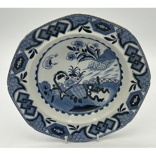 273 - A group of early 19th century blue and white transfer printed plates in the manner of Chinese hand-p... 