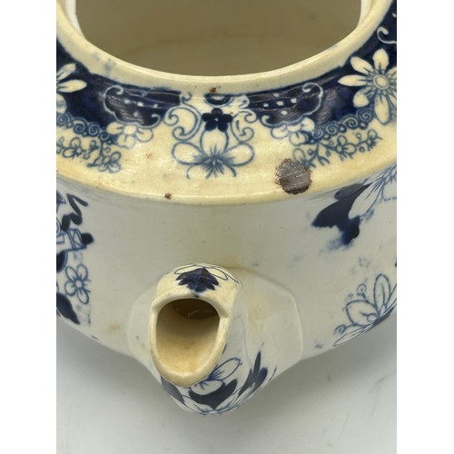 284 - A mixed lot of mainly 18th and19th century ceramics. To include: a tin glazed delft plate, a Chinese... 