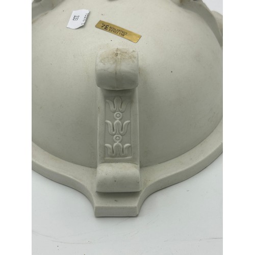 285 - Two early 19th century Spode parian ware Holy Hebrew Trinity fonts, one with lid, c. 1820. 21 - 29 c... 