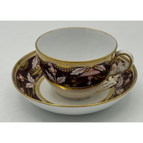 292 - A group of early 19th century hand-painted porcelain cups and saucers, c. 1820. Saucers: 14cm wide. ... 