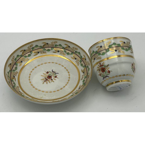 292 - A group of early 19th century hand-painted porcelain cups and saucers, c. 1820. Saucers: 14cm wide. ... 