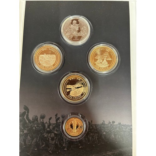 739 - Great Britain coinage to include A War to end All Wars Commemorative set of 4 proof crowns & 1 doubl... 