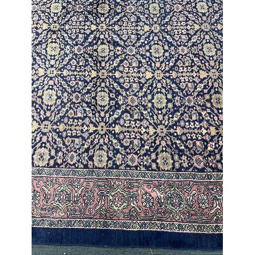 1104 - A good quality blue ground Mahal rug C. 1900's 456 x 343cm.