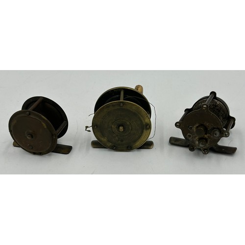 896 - Vintage Fishing Reels to include 2 x Bakelite Allcock Aerialite Swimming Reels, 3 x Mahogany Reels, ... 