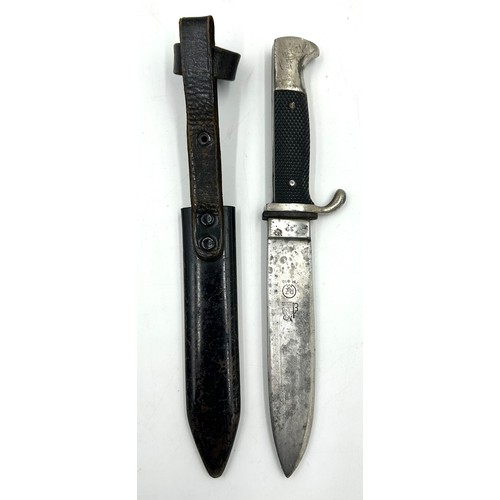 1016 - WW2 German Youth Dagger with RZM Eickhorn Solingen M 7/66 on a single edged blade (14cm) in a metal ... 