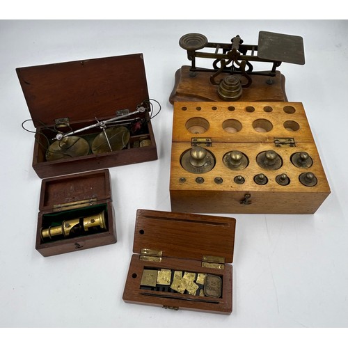 967 - A Victorian Brass Bar microscope by Benn Frank's optician Hull and Hanley with microscopic specimen ... 