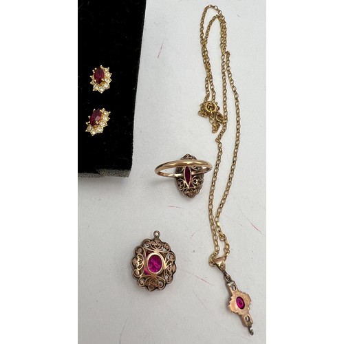 619 - A quantity of paste set jewellery to include a pendant on a 9 carat gold chain, 44cm l, weight 2.3gm... 