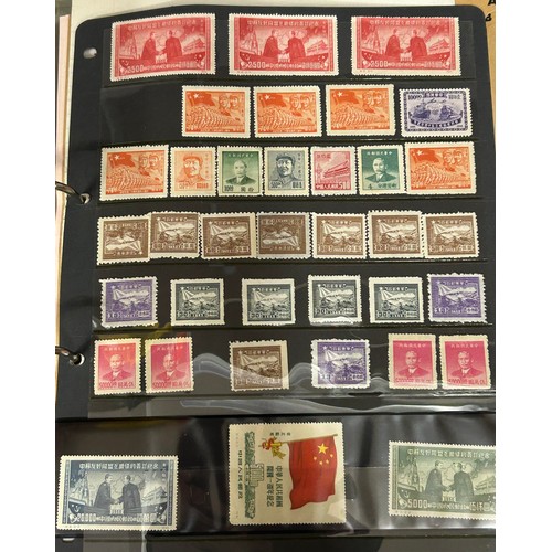 745 - An accumulation of World and GB stamps in 14 albums.
GB mainly 1980's mint in blocks and presentatio... 