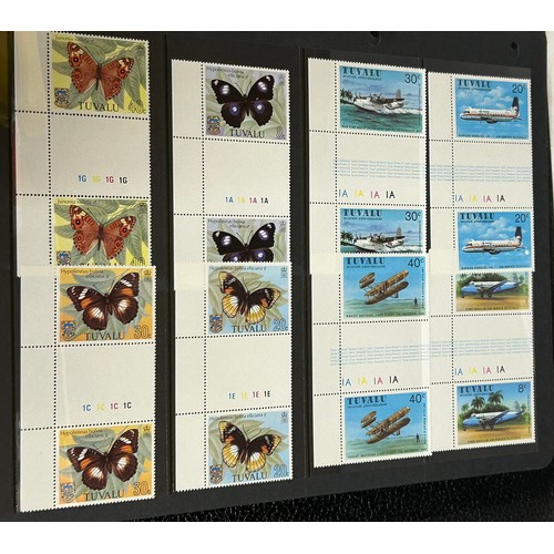 745 - An accumulation of World and GB stamps in 14 albums.
GB mainly 1980's mint in blocks and presentatio... 