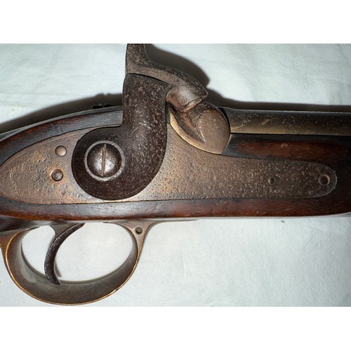 1237 - A percussion volunteers rifle marked with V R Crown 1860 to lock, inscribed V-DNA-2-18 to brass heel... 