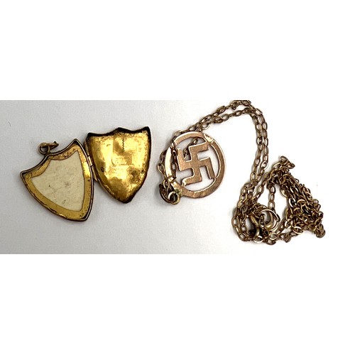 652 - Nine carat gold locket together with a 9 carat gold pendant on 9 carat gold chain. Total weight 3.6g... 