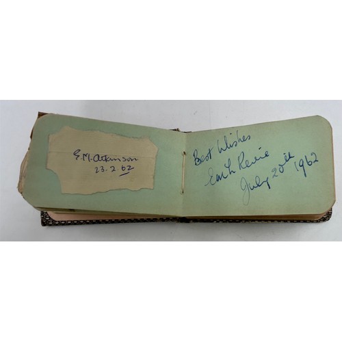 929 - Leeds United interest. A small autograph book containing autographs relating to Leeds United in 1962... 